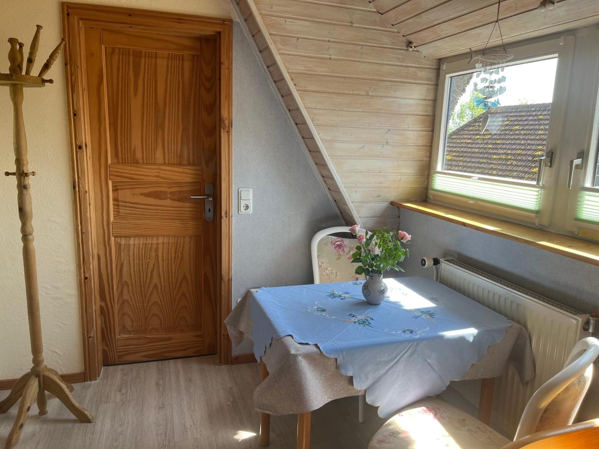 Ferienwohnung Im Rohrdachhaus Wustrow  Dış mekan fotoğraf